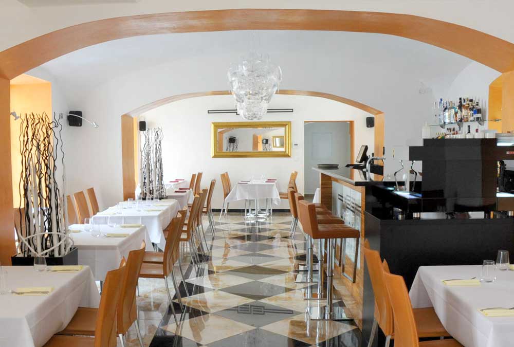 https://www.czechdevelop.cz/files/gimgs/188_restaurace3.jpg