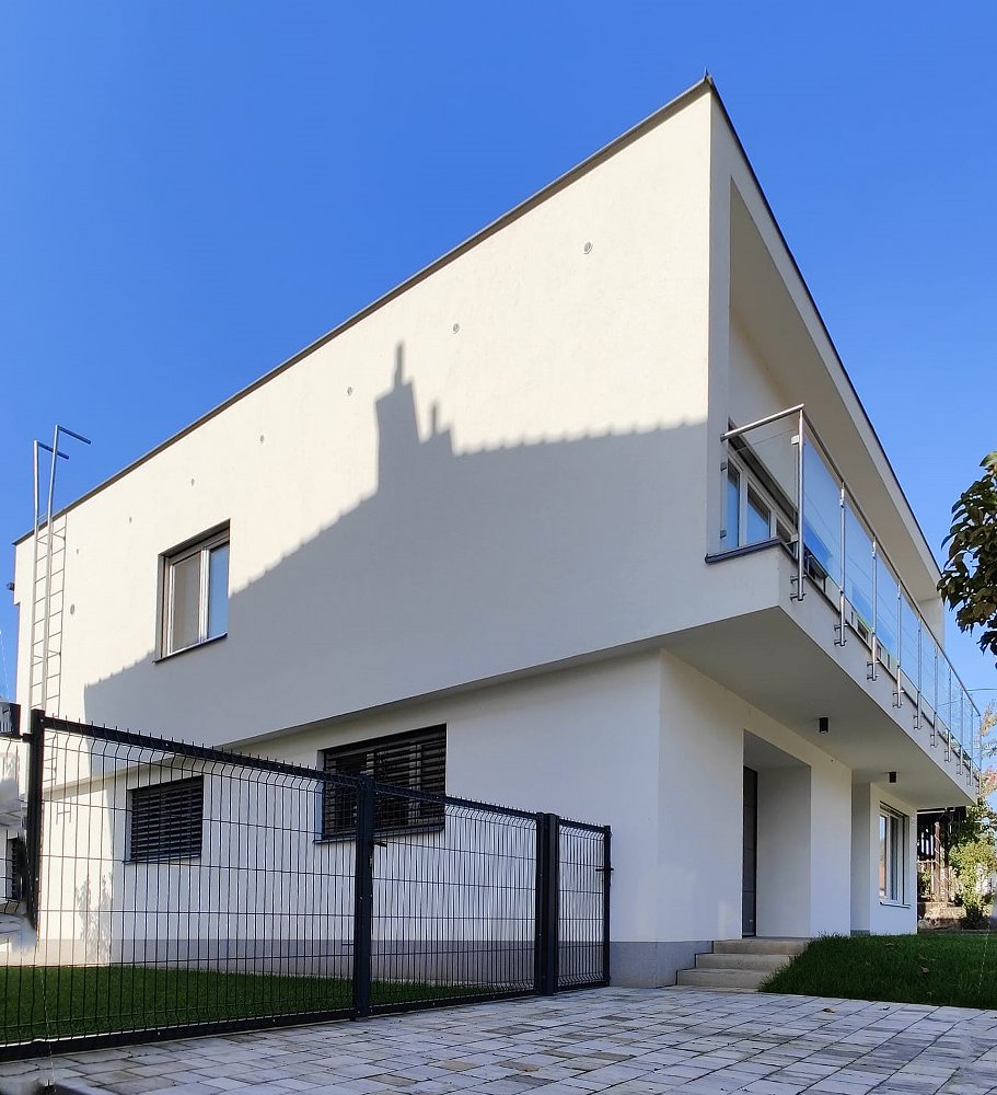 https://www.czechdevelop.cz/files/gimgs/rewrwec_911x1000.jpg